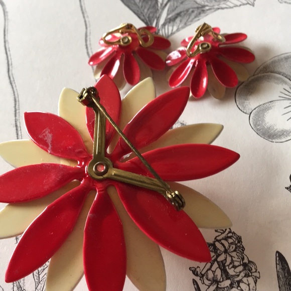 1960's vintage daisy pin & earrings red & white - Picture 4 of 7